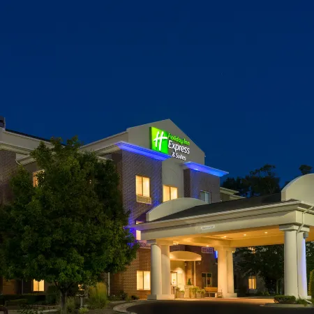 Holiday Inn Express & Suites INDEPENDENCE-KANSAS CITY by IHG