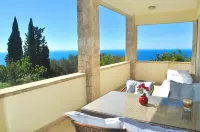 House Lemoni, Apartment C - Pelekas, Corfu - 3-Star