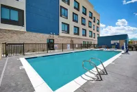 Hampton Inn by Hilton Midland South - Pools