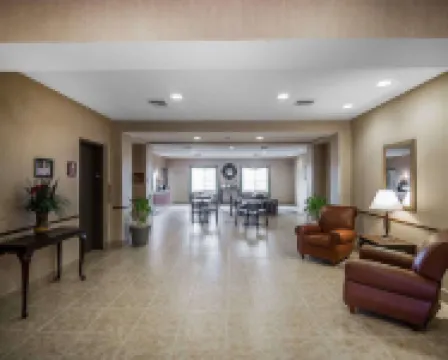 Rodeway Inn & Suites