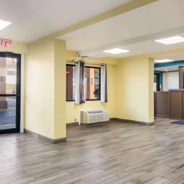 Rodeway Inn & Suites Monroeville-Pittsburgh