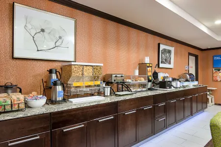 Comfort Inn Camden Отели в г. Камден