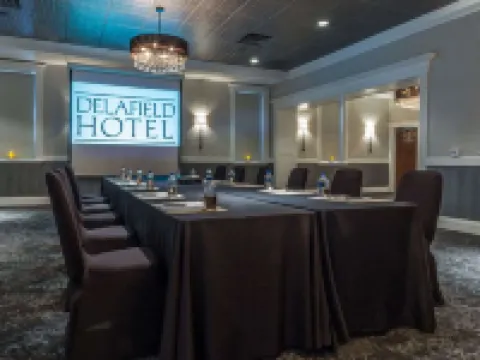 The Delafield Hotel Hotels in Delafield