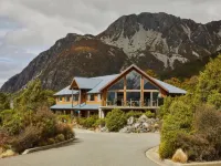 Aoraki Mount Cook Alpine Lodge Hotels in Glentanner