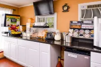 Rodeway Inn Orleans - Cape Cod - breakfast