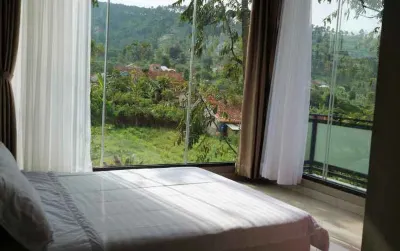 Van House Hotels in Lembang