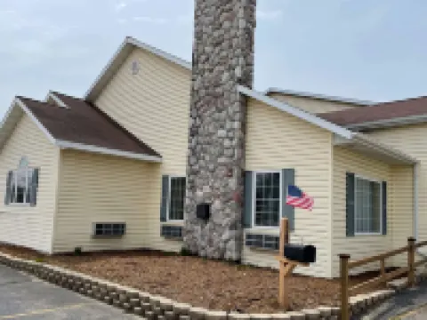 Super 8 by Wyndham Berlin WI Hotels in Green Lake County