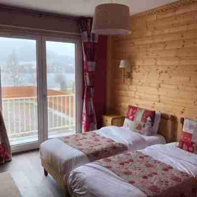 Logis Hôtel le Ptit Hôtel du Lac Rooms