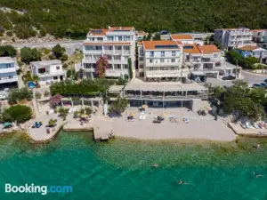 Hotel Porat