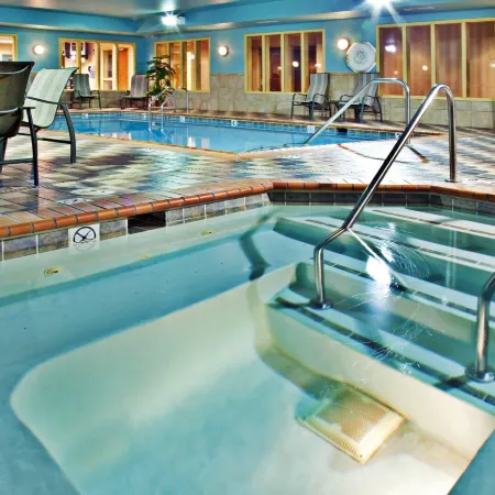 Holiday Inn Express & Suites URBANA-CHAMPAIGN (U OF I AREA) by IHG