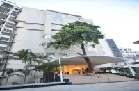 Effotel by Sayaji Vadodara Hotels near Vadodara Airport
