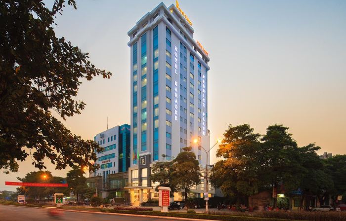 Royal Palace Hotel