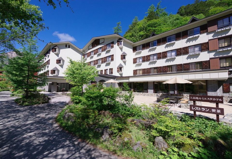 hotel overview picture
