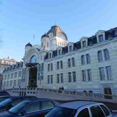 Hotel le Bourgogne Hotel Exterior