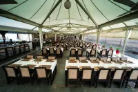 The Gold Beach Resort