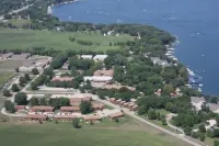 Village West Resort & Hotel Hotels in Arnolds Park
