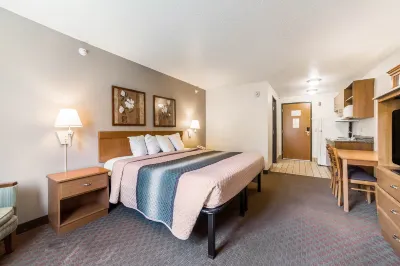 Welcome Suites-O'Fallon Hotels near Rock Springs Park