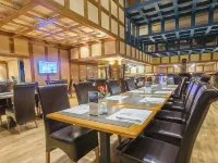 Capitol Hotel Jumeirah Dubai Hotels near Shisha Lounge