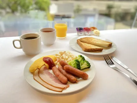 Smile Hotel Tokyo Nishi Kasai Отели рядом с достопримечательностью «Daigofukuryumaru Museum»