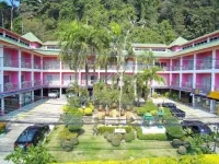 Cookies Hotel Hotels near White Sand beach