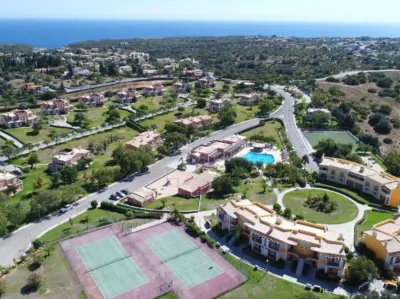 Colina da Lapa & Villas Hotels near Praia da Marinha