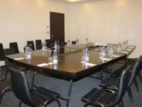 Midtown Hotel & Suites