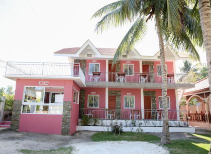 Luzmin BH - Pink House