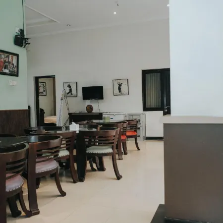 OYO 1130 Bandoeng Guest House Syariah