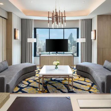 Hotel Nikko Bangkok Отели рядом с достопримечательностью «Станция надземного метро Thong Lo»