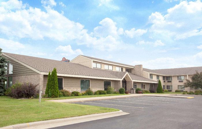 AmericInn by Wyndham Albert Lea