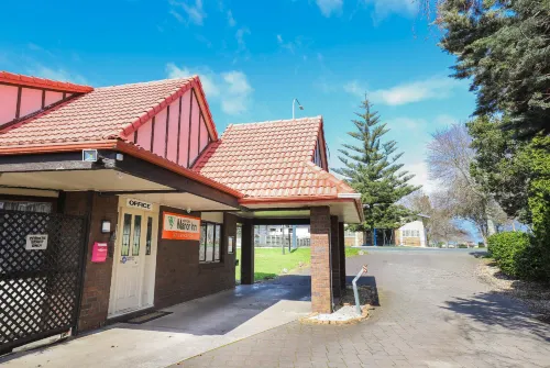 Airport Manor Inn - spa