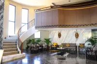 Safari Hotel and Villas powered by Cocotel فنادق في Caoayan