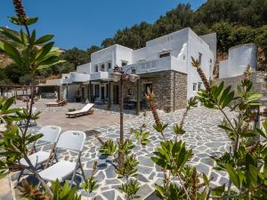 ELaiolithos Luxury Retreat Hotel & Suites - Adults Only