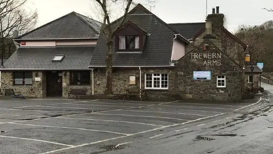 Trewern Arms Hotel