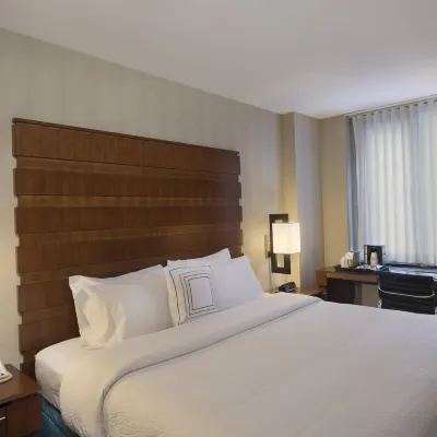 Fairfield Inn & Suites New York Manhattan/Fifth Avenue Các khách sạn gần Công viên công cộng Bryant Park