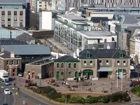 Liberty Wharf Apartments - Apartemen
