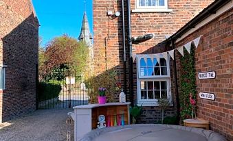 Church View B&B & Holiday Cottages