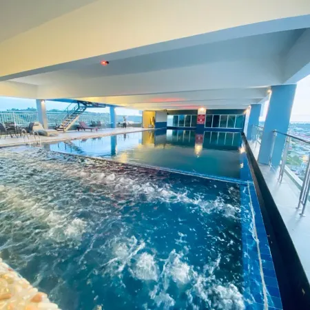 Stirling Suites Hotel & Serviced Apartment