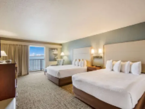 Best Western Harbour Pointe Lakefront Hotels in Mackinac County
