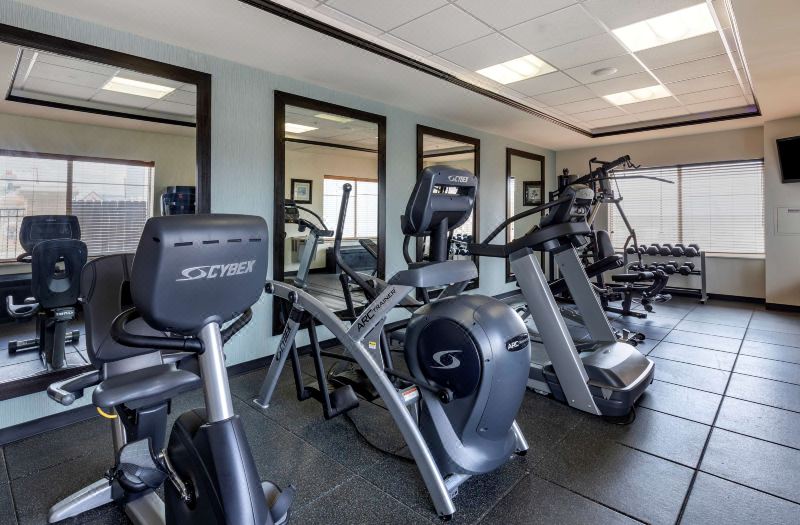 Best Western Plus North Odessa Inn Suites photo 2