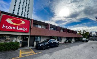 Econo Lodge Motel Village