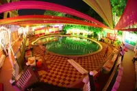 Dhuri Resort - Pools