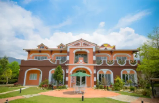 Saint Paul Villa