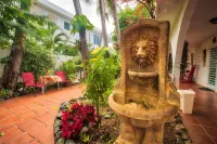 Coconut Palms Inn