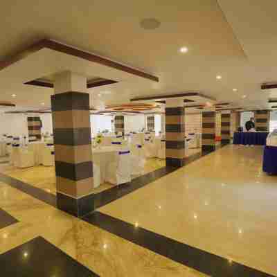 Hotel Balaji International Dining/Meeting Rooms