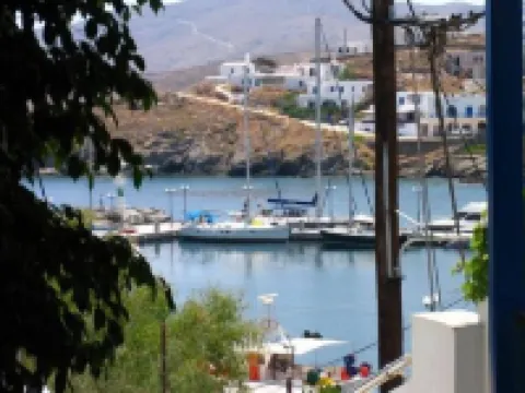 Foinikas Studios Hotels in Kythnos