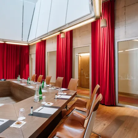 B2 Boutique Hotel + Spa