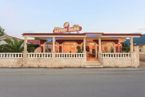 Alykes Park Bungalows Hotels in Elation
