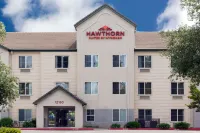 Hawthorn Suites by Wyndham Rancho Cordova/Folsom - Parkering