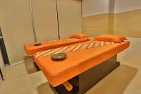 HARRIS Pontianak - spa